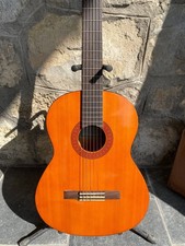 Classical guitar Yamaha C40