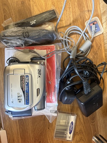 Pacchetto videocamera minidv - pacchetto,
