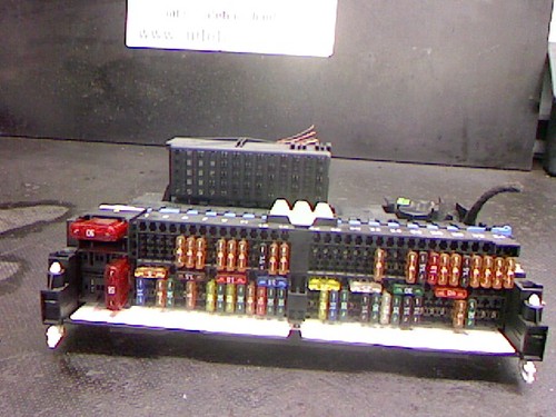 Cassetto fusibili bmw 320d - fusibili,