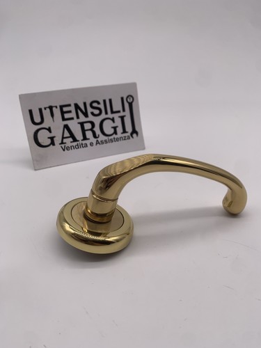 Maniglia per porta con - maniglia, rosetta