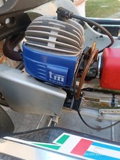 vendo mini kart in buone condizioni con motore tm Gr3 blu e molte gomme e cerchi