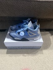 Jordan 4 University Blu Unc