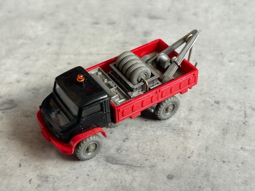 Wiking unimog s auto - 1:87,