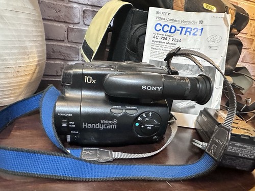 Sony handycam video ccd tr21 - 8, ccd-tr21