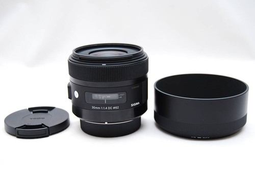 Sigma 4 dc hsm - 30, f/1.4