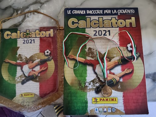 Calciatori panini 2021 - panini,
