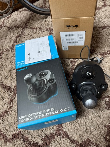 Logitech driving force - logitech,