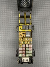 Scatola fusibili anteriore