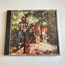 CD audio - CREEDENCE CLEARWATER REVIVAL - green river