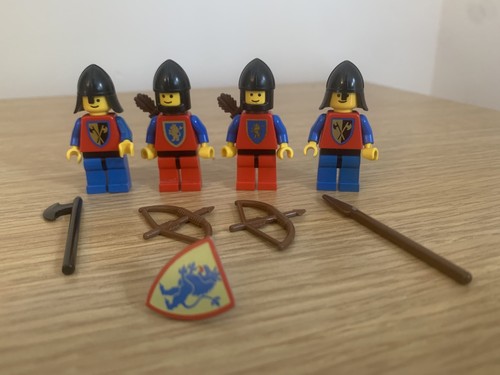 Lego castle figure - castle, armi