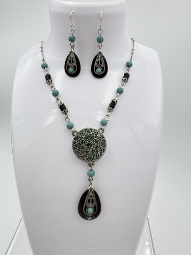 Collana con ciondolo - , avon