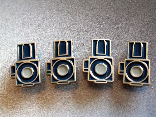Hasselblad pin badge 500cm - 4x,
