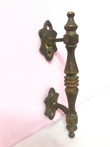Maniglia antica porta finestra