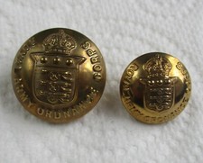 2x British:"ROYAL ARMY