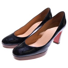 Christian Louboutin decolte