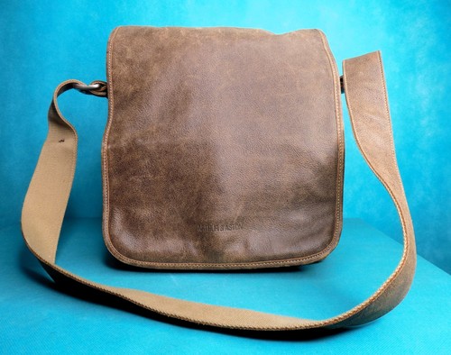 Borsa arthur aston - arthur, &