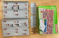 TERRAZZAMENTO SUBBUTEO parzialmente dipinto - comprende 50 spettatori 2 stand 