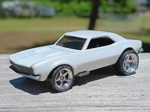 Hot wheels 1967 chevy camaro - chevy,