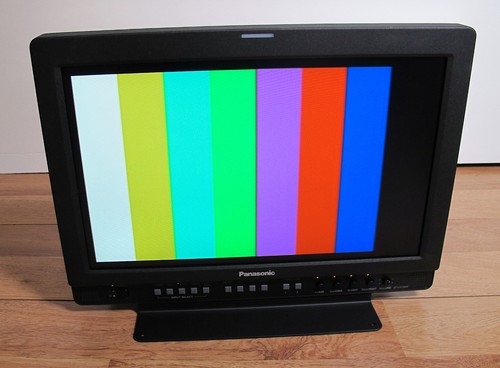 Panasonic lh1700wp monitor - bt-lh1700wp,