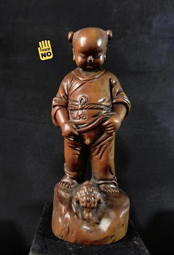 Statua rospo dorato gioco