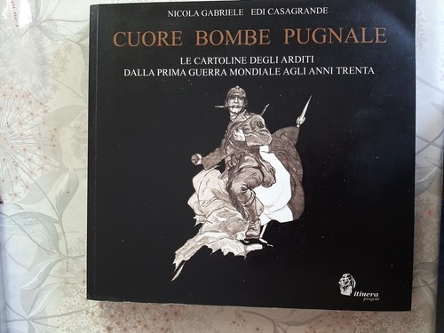 Cuore bombe pugnale - , le