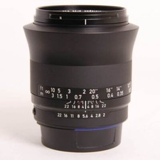 Zeiss 35 mm f2 obiettivo