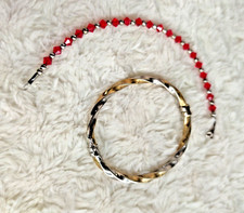 due braccialetti d'argento - two silver bracelets