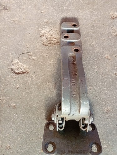 Cerniera porta anteriore - cerniera,