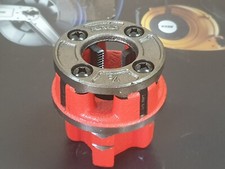 TESTA PORTA PETTINI PER