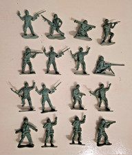 Soldatini plastica 1:32 figurini tipo Airfix come da foto Lotto 7