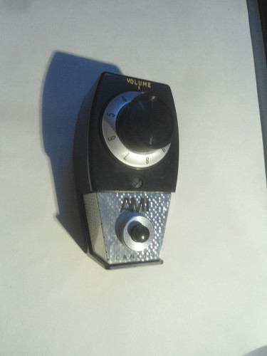 Volume control per juke - per, box