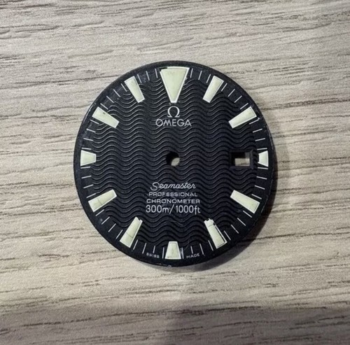 Omega 2254 peter blake - peter, dial