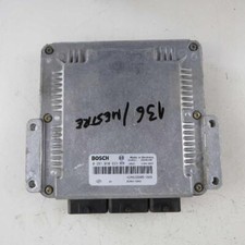 Control unit 0281010633 8200119842 for RENAULT TRAFIC MK2 2001-2007 used (66820)