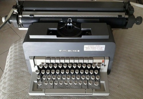 Macchina scrivere - macchina,
