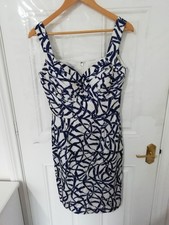 Abito Hobbs Invitation 10