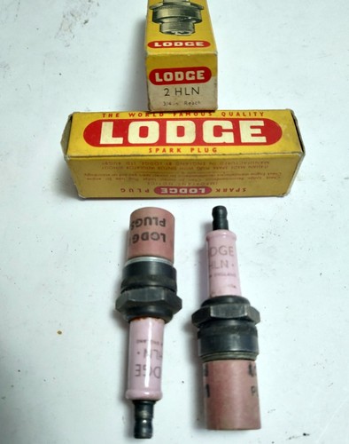Candela spark plug lodge - candela,