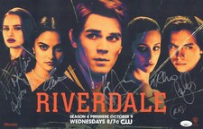 Riverdale Firmato Cast Autografato 11X17 Poster 6 Auto Sprouse Apa JSA XX76055