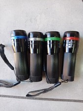 1 MINI TORCIA TATTICA LED  5000 LUMENS