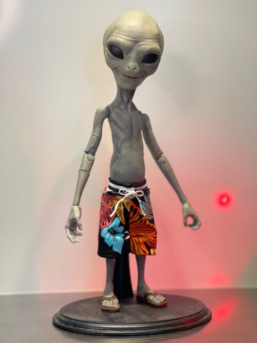 Statua ufo art scala 6 - ufo,