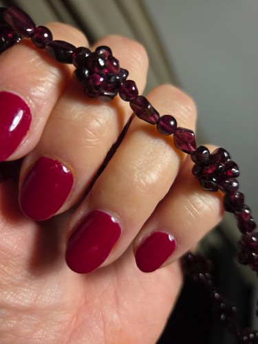 Collana pietre granata medio