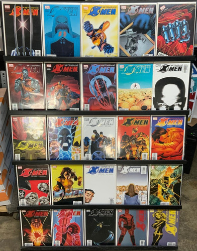 Marvel comics astonishing - comics,