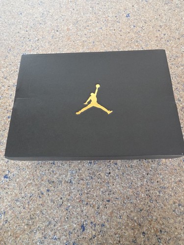 Air jordan low reverse bred - air,