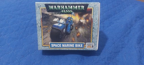 Warhammer 40000 space marine - 40000,