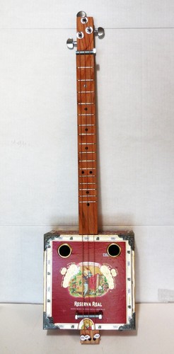 Cigar box guitar - 3, string
