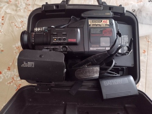Hitachi vhsc video camera - video,