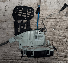 serratura porta anteriore lh per MERCEDES-BENZ CLASSE A (W176) 200 CDI e2b533 A1667200135