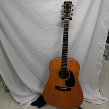 Chitarra acustica S.YAIRI