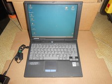 Compaq ARMADA M300 - 64Mb ram - 4Gb Hdd - Windows 95 - vintage