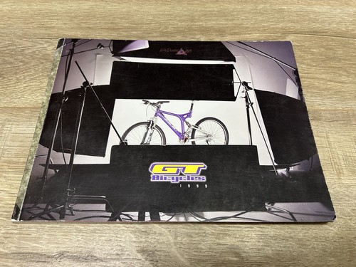 Raro catalogo vetrina bici