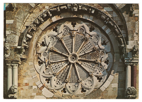 Troia rosone della basilica - -,
